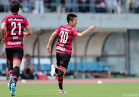 岡山が豊川 雄太のゴールで先制に成功する【明治安田Ｊ２ 第15節 岡山vs横浜FC】