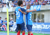 86分に前田 大然（右）のゴールで試合を振り出しに戻した水戸【明治安田Ｊ２ 第15節 水戸vs徳島】