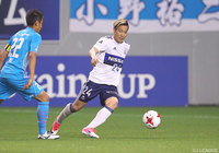 ポスト直撃の惜しい一撃で鳥栖ゴールを脅かした山中 亮輔（横浜FM）【ルヴァンカップ GS 第6節 鳥栖vs横浜FM】