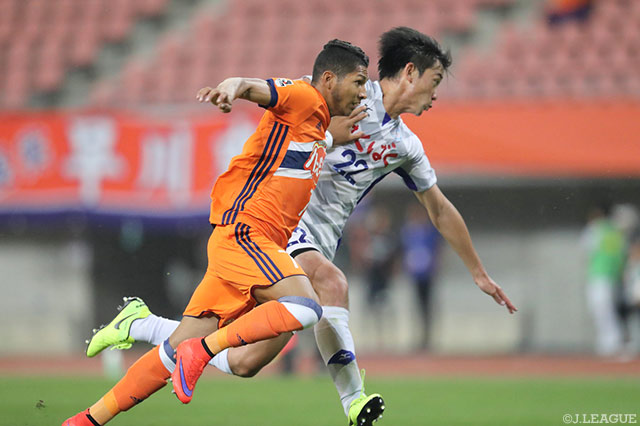 79分からの交代出場で同点ゴールを狙ったホニ（新潟）【ルヴァンカップ GS 第6節 新潟vs甲府】