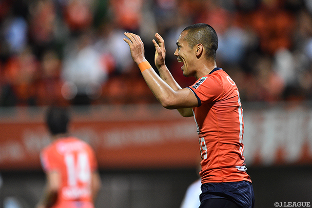 81分にダメ押しのゴールを決めた奥井 諒（大宮）【ルヴァンカップ GS 第6節 大宮vs清水】