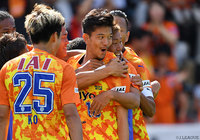 白崎 凌兵の同点ゴールで試合を振り出しに戻した清水【明治安田Ｊ１ 第13節 清水vs横浜FM】