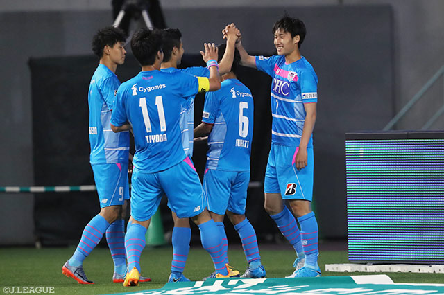 鎌田 大地のゴールで試合の均衡を破った鳥栖【明治安田Ｊ１ 第13節 鳥栖vs札幌】