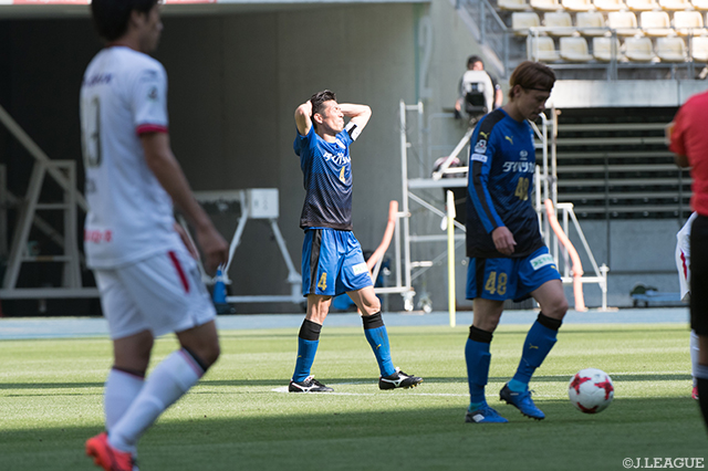 試合は両者譲らず勝点を分け合う結果に終わる【明治安田Ｊ２ 第16節 大分vs岡山】