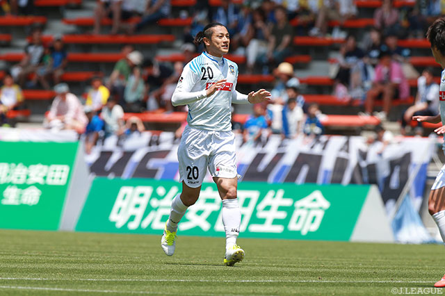 PKを決めて1点を返した原 一樹（讃岐）【明治安田Ｊ２ 第17節 福岡vs讃岐】