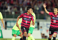 岡山のＪ２ホーム通算200得点目となる逆転ゴールを決めた石毛 秀樹（岡山）【明治安田Ｊ２ 第17節 岡山vs千葉】