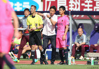 鹿島を3試合ぶりの勝利に導き、初陣を白星で飾った大岩 剛監督【明治安田Ｊ１ 第14節 広島vs鹿島】