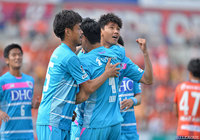 試合の均衡を破る先制ヘッドを決めた趙 東建（鳥栖）【明治安田Ｊ１ 第14節 大宮vs鳥栖】