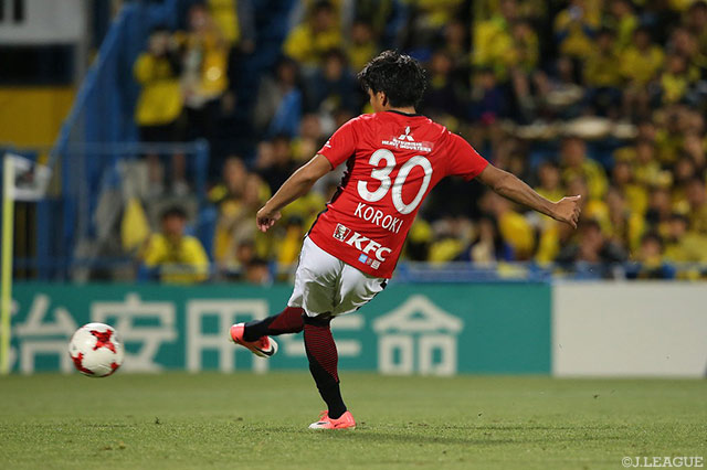 興梠 慎三（浦和）のPKはゴール右に外れて同点ならず【明治安田Ｊ１ 第14節 柏vs浦和】