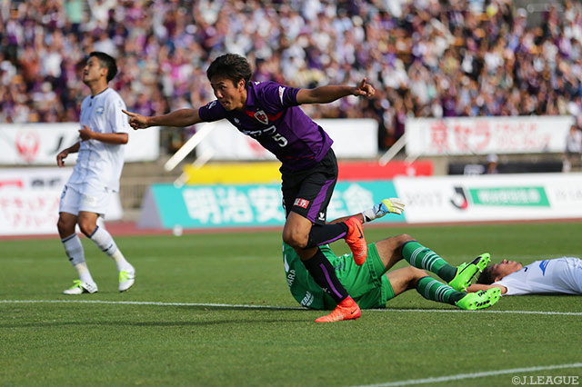 吉野 恭平の今季初得点で逆転した京都【明治安田Ｊ２ 第18節 京都vs町田】