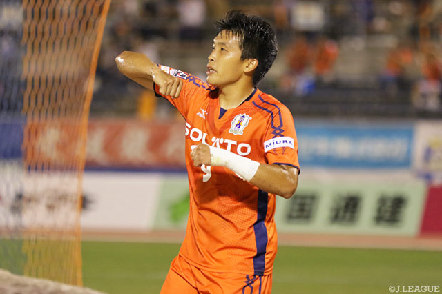交代出場で追加点を決め、結果を残した有田 光希（愛媛）【明治安田Ｊ２ 第18節 愛媛vs岐阜】