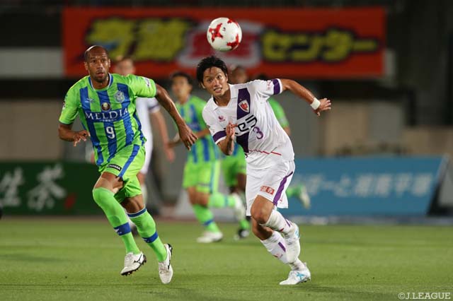 ジネイ（湘南）をノーゴールに抑えた高橋 祐治（京都）だったが、勝利は手にできず【明治安田Ｊ２ 第19節 湘南vs京都】