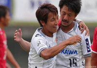 先制点奪取に続き、追加点をアシストする活躍を見せた池元 友樹（北九州）【明治安田Ｊ３ 第13節 福島vs北九州】