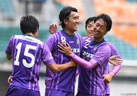 豪快なボレーで決勝点を蹴り込んだ遠藤 敬佑（藤枝 #8）【明治安田Ｊ３ 第14節 藤枝vsＣ大23】