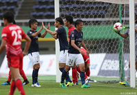 藤本 憲明の４試合連続ゴールでYS横浜を下した鹿児島【明治安田Ｊ３ 第14節 鹿児島vsYS横浜】