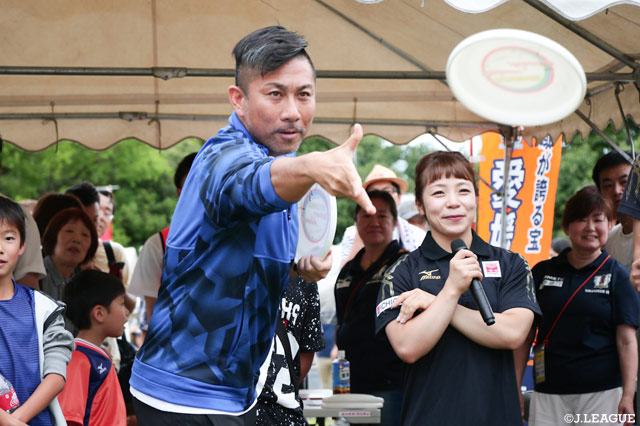 ニンスタに前園真聖さんと三宅宏実さんが登場！【明治安田Ｊ２ 第20節 愛媛vs福岡】