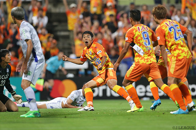 タイトな角度から貴重な決勝点をねじ込んだ二見 宏志（清水）【明治安田Ｊ１ 第16節 清水vs甲府】