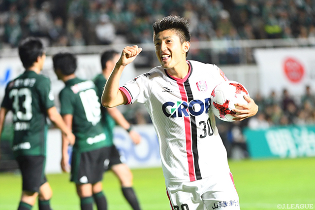 ２試合連続ゴールを決めて試合を振り出しに戻した豊川 雄太（岡山）【明治安田Ｊ２ 第20節 松本vs岡山】