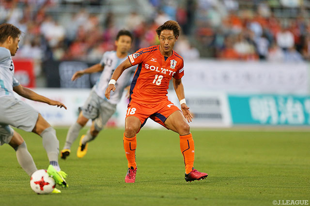 Ｊ２通算250試合出場を達成した西田 剛（愛媛）【明治安田Ｊ２ 第20節 愛媛vs福岡】