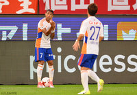 チーム最多となる4本のシュートで気を吐いたホニ（新潟）【明治安田Ｊ１ 第16節 鹿島vs新潟】