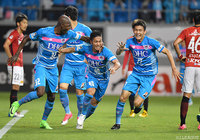 小野 裕二（#40）の先制ヘッドで試合の均衡を破った鳥栖【明治安田Ｊ１ 第16節 鳥栖vs浦和】