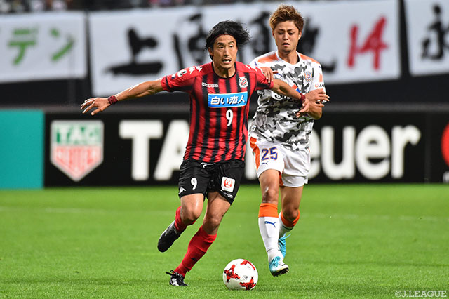 先制点をアシストし、最前線で奮闘した都倉 賢（札幌）【明治安田Ｊ１ 第17節 札幌vs清水】