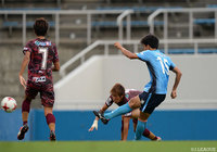 リードを２点に広げるゴールを決めた奥田 晃也（YS横浜）【明治安田Ｊ３ 第15節 YS横浜vs琉球】