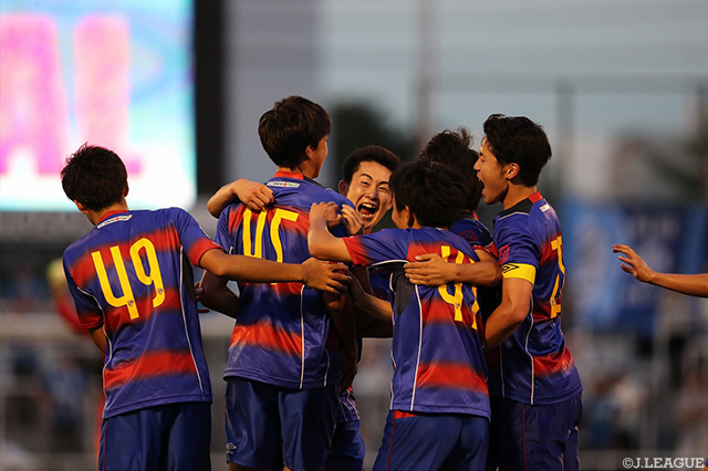 土壇場90+3分に起死回生の同点ゴールを決めた原 大智（Ｆ東23 #45）【明治安田Ｊ３ 第15節 Ｆ東23vs秋田】