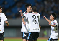 試合を決定づける4点目を頭で押し込んだ谷口 彰悟【明治安田Ｊ１ 第17節 川崎Ｆvs神戸】