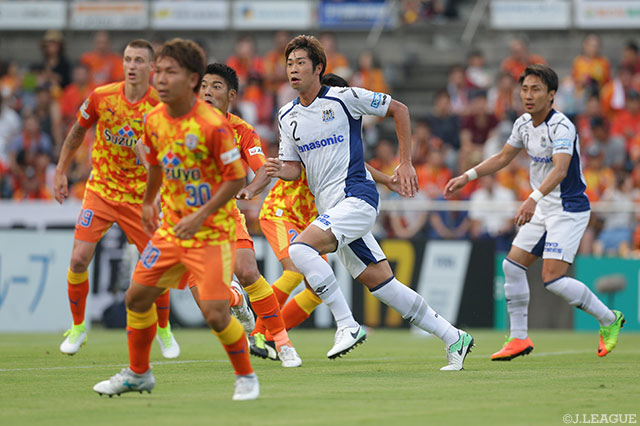 古巣対戦で奮闘した三浦 弦太（Ｇ大阪 #2）【明治安田Ｊ１ 第18節 清水vsＧ大阪】