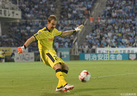 この日もゴールを許さずここ6試合で5完封のGKカミンスキー（磐田）【明治安田Ｊ１ 第18節 磐田vs甲府】