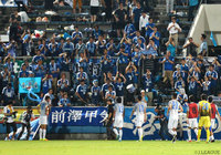 敗退が決まるも奮闘した選手たちに拍手を送った沼津のファン・サポーター【天皇杯 3回戦 横浜FMvs沼津】