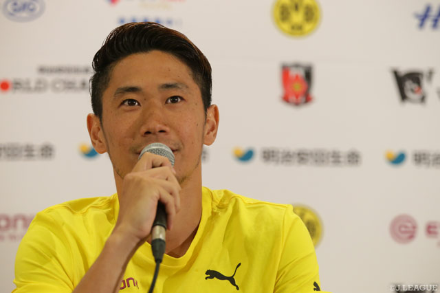 会見に出席した香川 真司。ドルトムントとの契約を更新したことを発表した【明治安田Ｊリーグワールドチャレンジ 浦和vsドルトムント 前日公式会見】