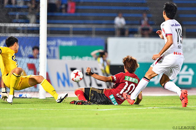 中美 慶哉のゴールで1点差に追い上げた金沢【明治安田Ｊ２ 第23節 金沢vs岡山】