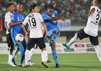 今季初得点となる先制点を決めたアンドレ バイア（湘南）【明治安田Ｊ２ 第23節 湘南vs東京Ｖ】