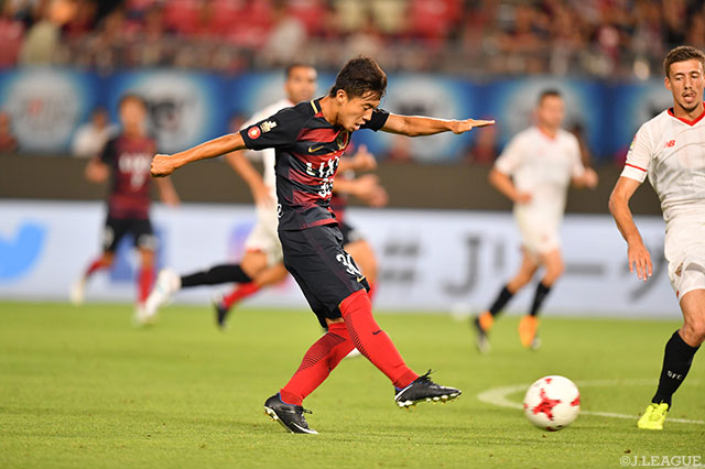 巧みなドリブルで先制点を見事にアシストした安部 裕葵（鹿島）【明治安田Ｊリーグワールドチャレンジ 鹿島vsセビージャFC】