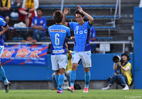 ジョン チュングンの2試合連続ゴールで先制した横浜FC【明治安田Ｊ２ 第24節 横浜FCvs長崎】