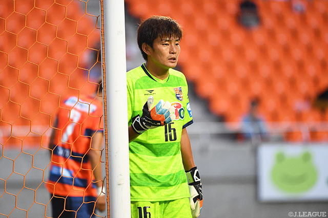 好セーブを連発し、ゴールを死守した阿部 伸行（長野）【明治安田Ｊ３ 第18節 長野vs琉球】
