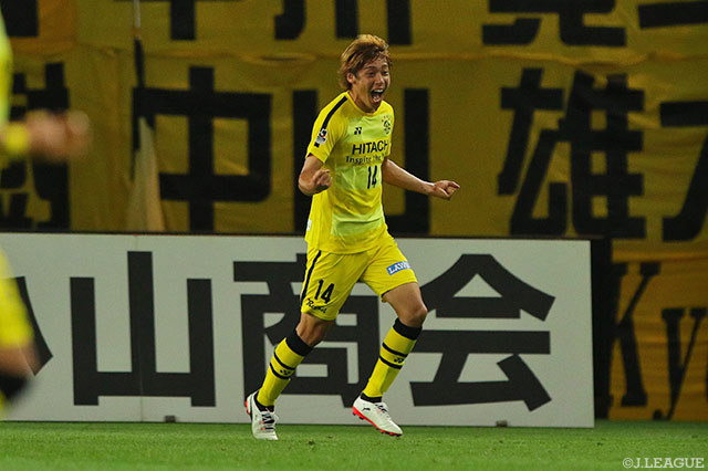 CKから先制ヘッドを押し込んだ伊東 純也（柏）【明治安田Ｊ１ 第19節 仙台vs柏】