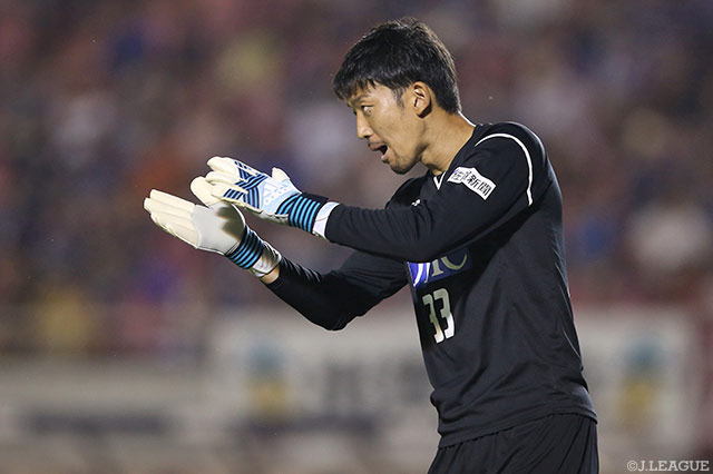 広島の猛攻を最後まで凌ぎ切った権田 修一（鳥栖）【明治安田Ｊ１ 第19節 広島vs鳥栖】