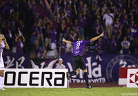 土壇場90+4分に同点ヘッドを決めたケヴィン オリス（京都）【明治安田Ｊ２ 第26節 京都vs岡山】