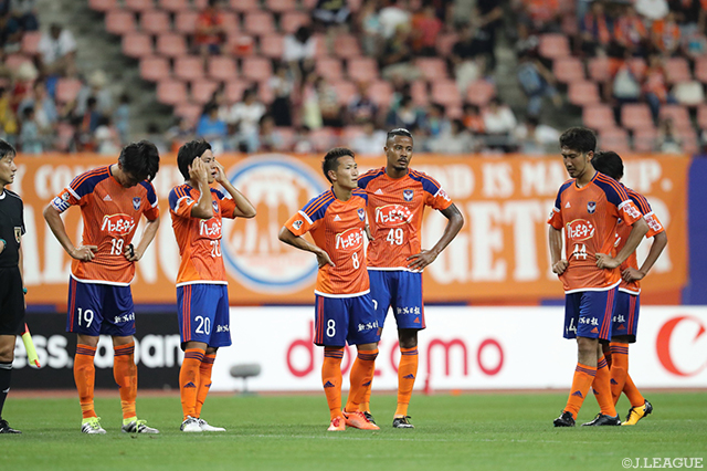ホームで完敗の新潟は8戦未勝利で17位広島との勝点差が5に開いた【明治安田Ｊ１ 第20節 新潟vs横浜FM】