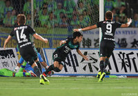 3分に安川 有のゴールで早々と先制した松本【明治安田Ｊ２ 第26節 湘南vs松本】