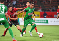 チーム最多3本のシュートを放ったアラン ピニェイロ（東京Ｖ）【明治安田Ｊ２ 第26節 金沢vs東京Ｖ】