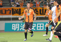 2試合連続ゴールとなる同点PKを決めたレオナルド ラモス（山口）【明治安田Ｊ２ 第26節 山口vs熊本】