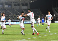 前半アディショナルタイムに今季10点目となる先制ゴールを決めたラリベイ（千葉）【明治安田Ｊ２ 第26節 徳島vs千葉】