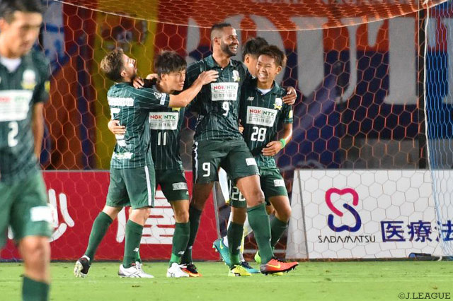 強烈な一撃で同点とし、2試合連続ゴールのクリスチャン（岐阜）【明治安田Ｊ２ 第26節 長崎vs岐阜】