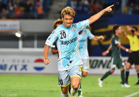 試合終了間際に劇的な決勝PKを決めた中村 慶太（長崎）【明治安田Ｊ２ 第26節 長崎vs岐阜】