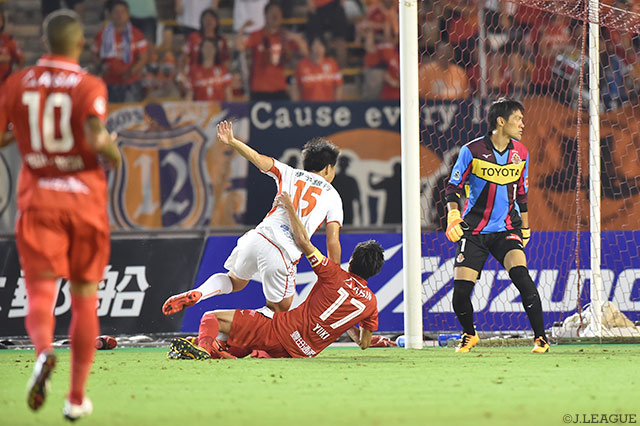 丹羽 詩温のこの試合2点目で4-4の同点に追い付いた愛媛【明治安田Ｊ２ 第26節 名古屋vs愛媛】