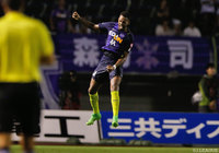 87分に起死回生の同点ゴールを奪ったアンデルソン ロペス（広島）【明治安田Ｊ１ 第21節 広島vsＧ大阪】